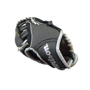 Wilson A200 Youth Baseball‎ Glove 10.5" Black & Gray Right Hand Throw